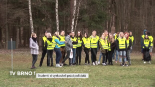 Studenti si vyzkoušeli práci policistů