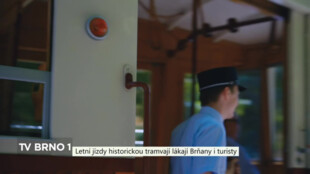 Letní jízdy historickou tramvají lákají Brňany i turisty