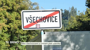 Mezi Všechovicemi a Unínem se rekonstruuje vozovka