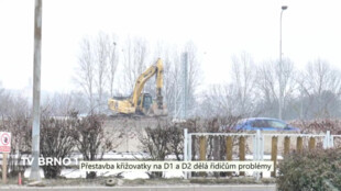 Průjezd na křížení D1 a D2 dělá řidičům problémy