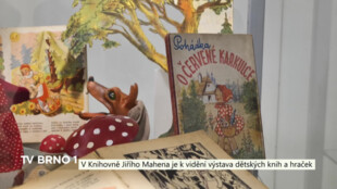 Nejen čtenáři mohou v Mahenově knihovně vidět výstavu historických knih a hraček