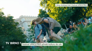 Festival UPROSTŘED přináší kulturu do ulic