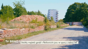 Desítky majitelů garáží v Řečkovicích jsou ve sporu s radnicí MČ