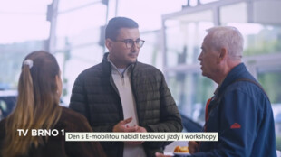 Den s E-mobilitou nabídl testovací jízdy i workshopy